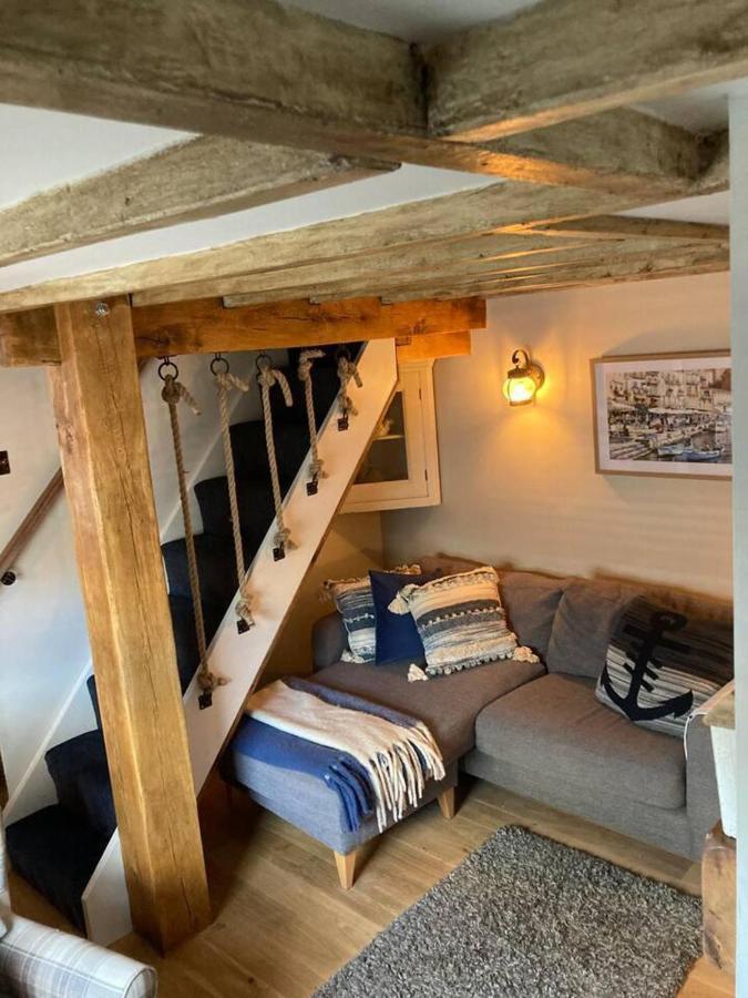 Stunning Quirky 2-Bed Cottage In New Brighton Wallasey Bagian luar foto