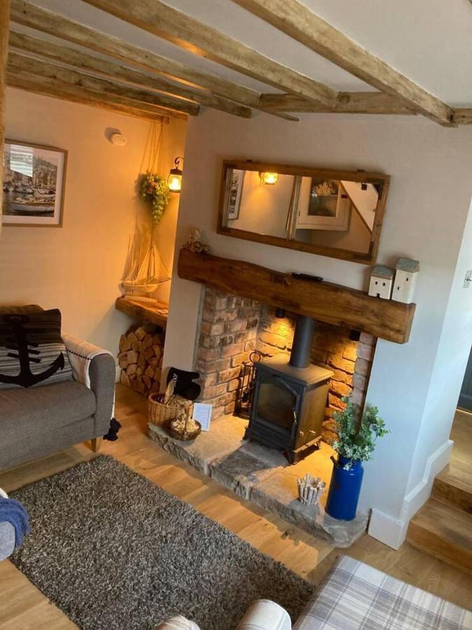 Stunning Quirky 2-Bed Cottage In New Brighton Wallasey Bagian luar foto