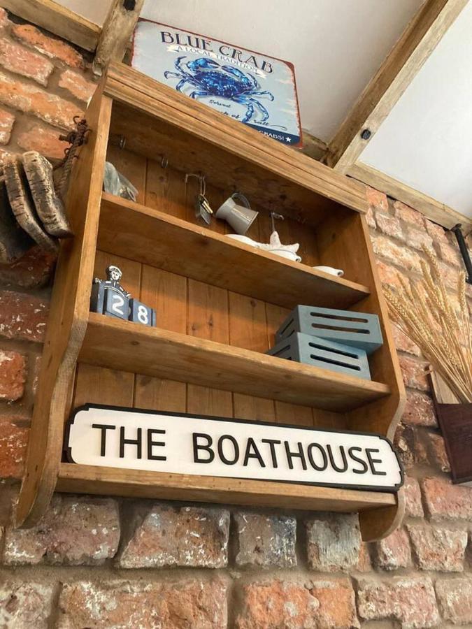 Stunning Quirky 2-Bed Cottage In New Brighton Wallasey Bagian luar foto