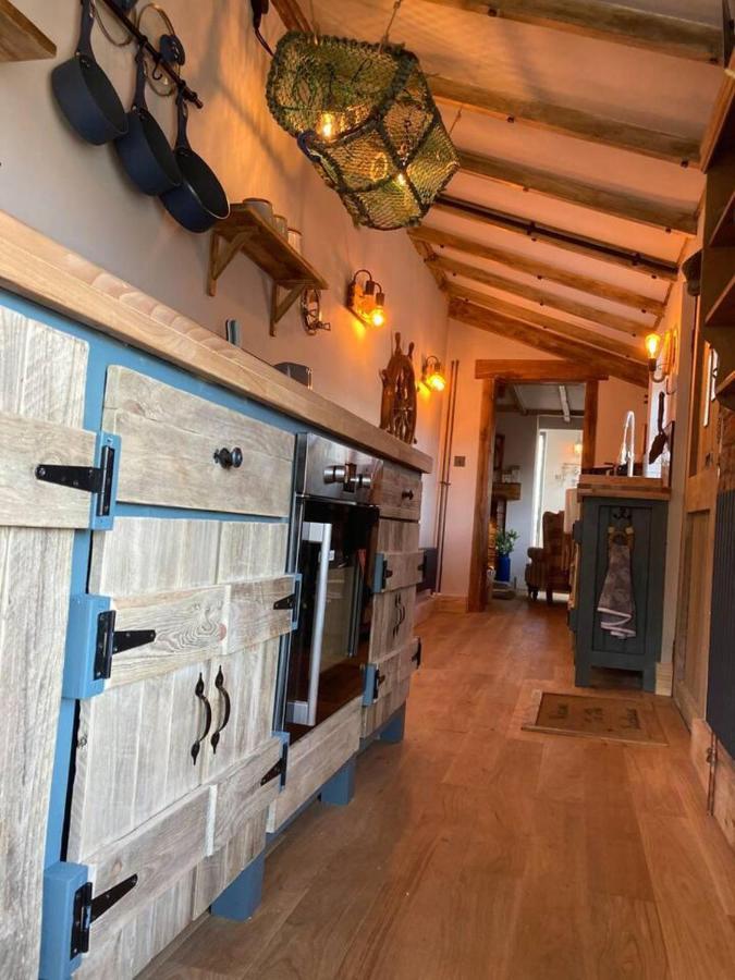 Stunning Quirky 2-Bed Cottage In New Brighton Wallasey Bagian luar foto