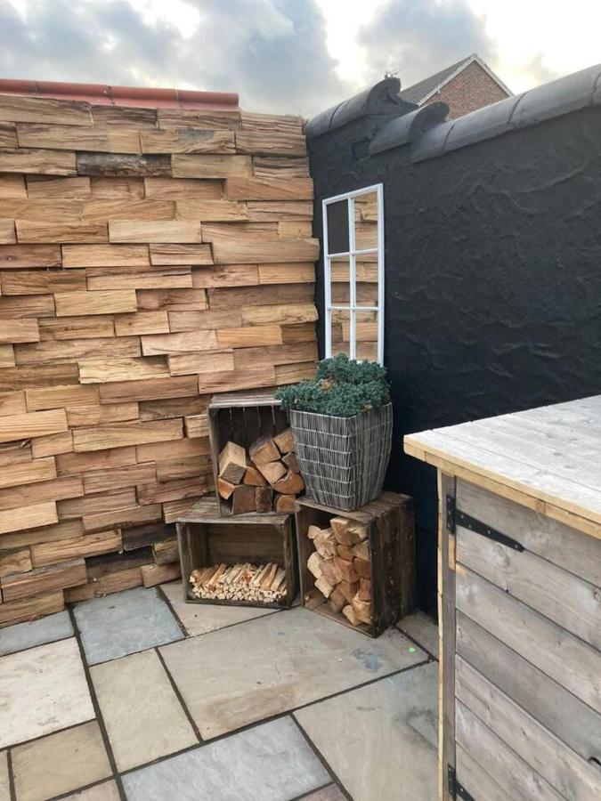 Stunning Quirky 2-Bed Cottage In New Brighton Wallasey Bagian luar foto