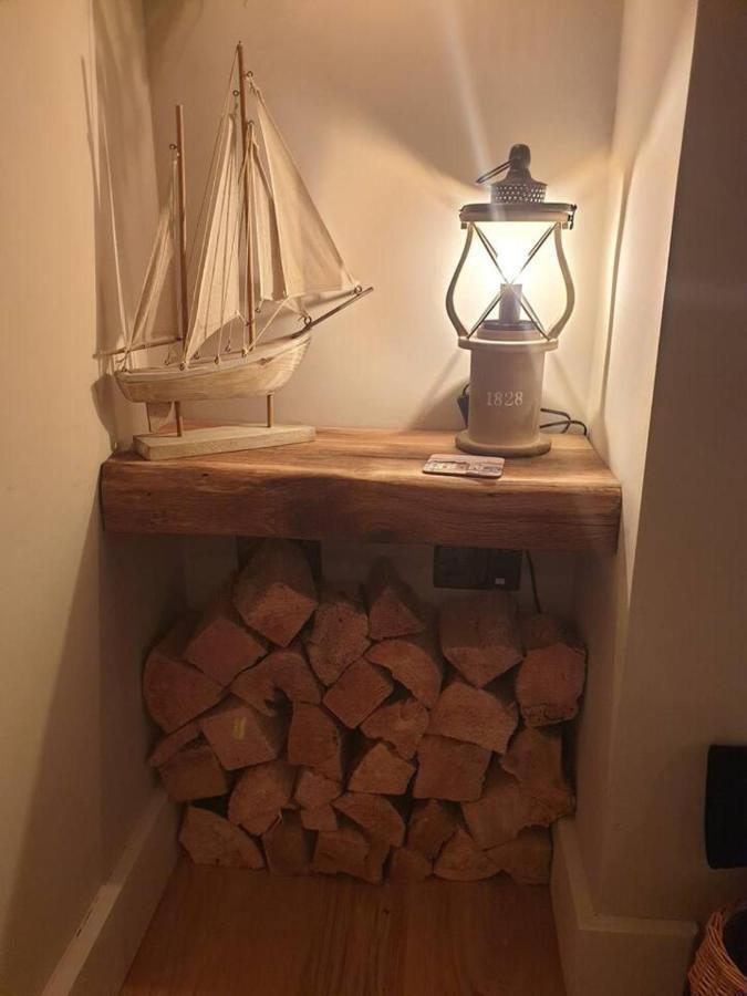 Stunning Quirky 2-Bed Cottage In New Brighton Wallasey Bagian luar foto
